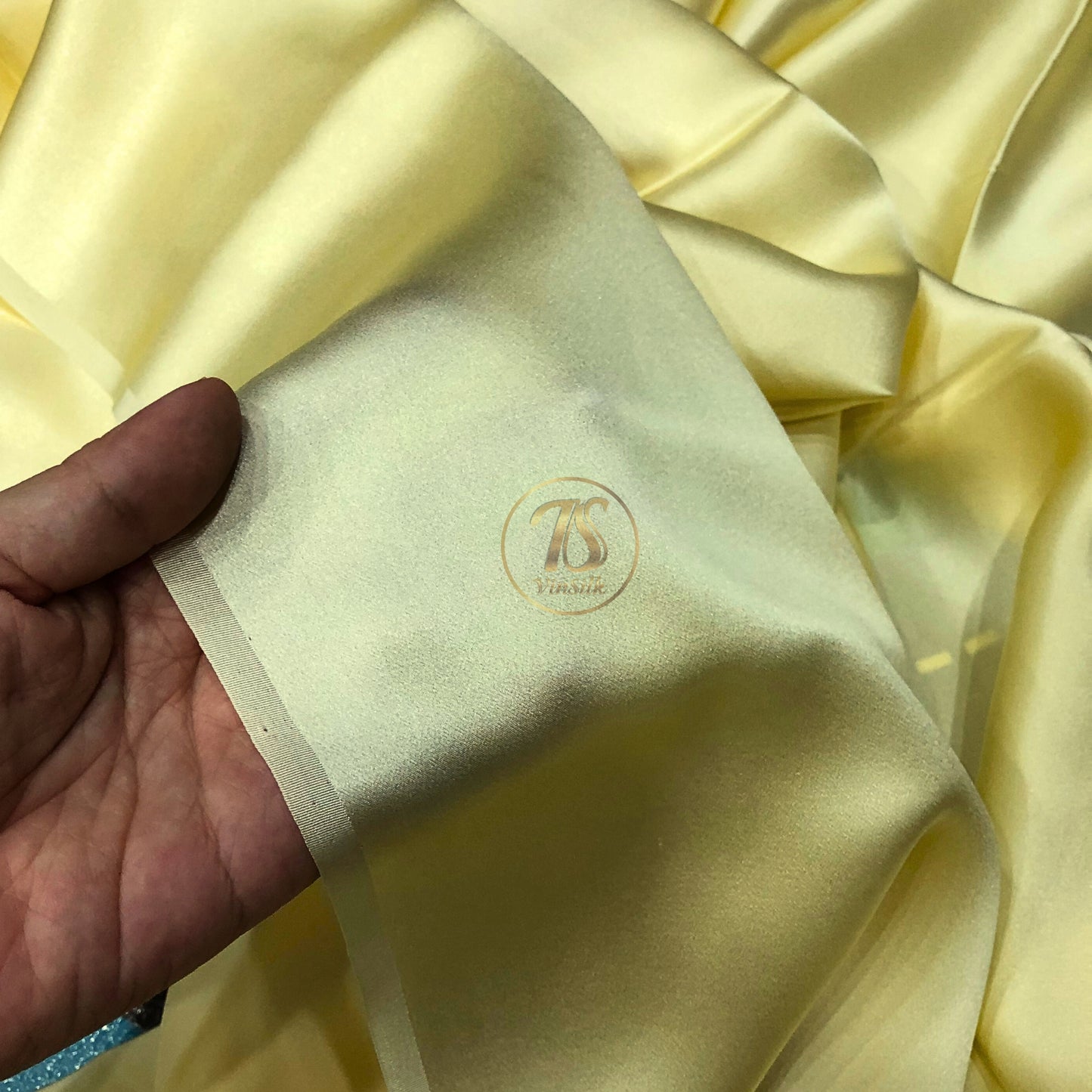 100% PURE MULBERRY SILK fabric by the yard β Satin silk fabric β 19mm - Organic fiber - Wedding dress - Gift for women - Light yellow silk satin