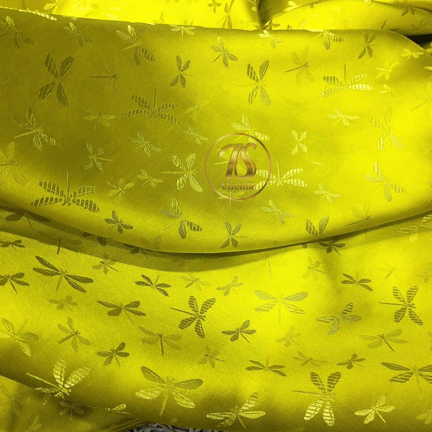 PATTERN MULBERRY SILK fabric by the yard - Yellow silk fabric - Handmade fabric ā Dress making ā Silk for sewing - Gift for women