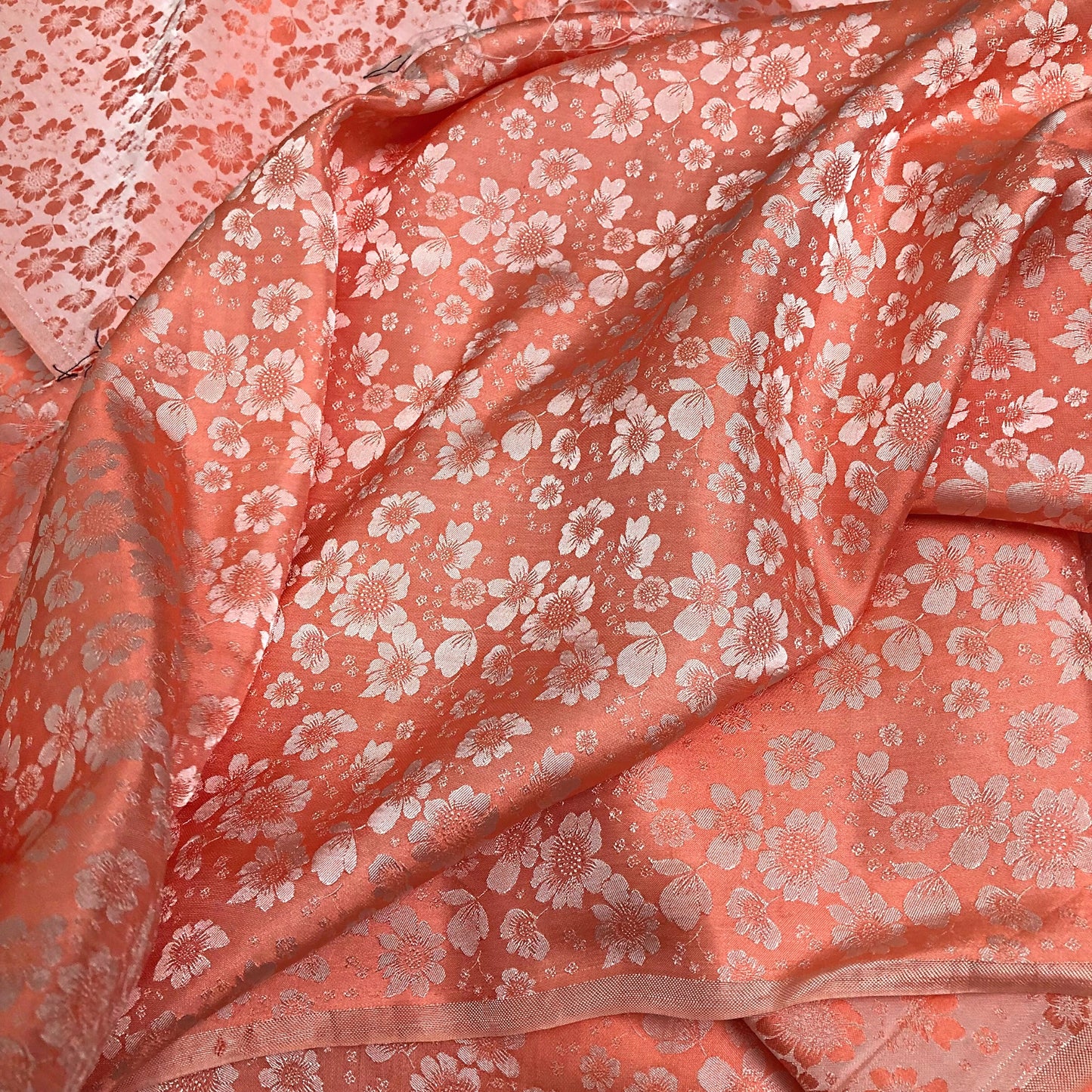 PURE MULBERRY SILK fabric by the yard - Light orange silk fabric - Floral silk - Handmade fabric ā Dress making ā Silk for sewing - Gift for women