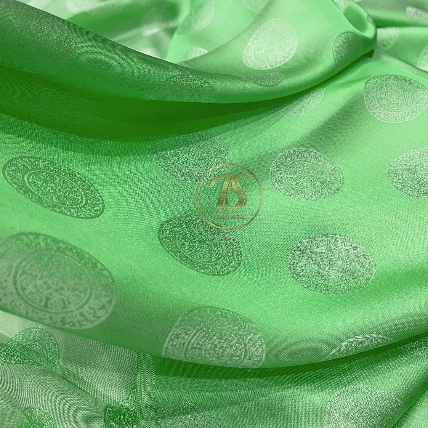 Light green silk fabric with mulberry Emerald pattern, Pure mulberry silk, Handmade fabric, Organic fiber, Vintage textile