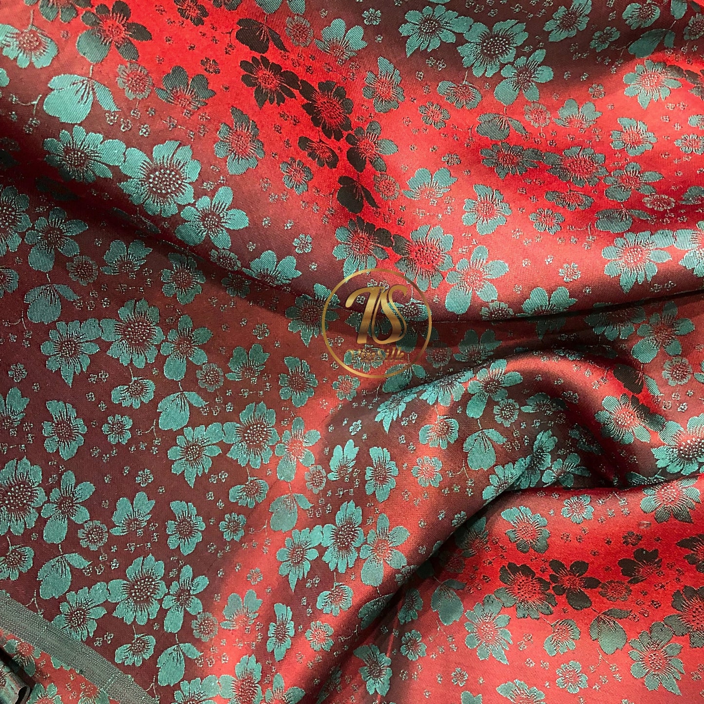PURE MULBERRY SILK fabric by the yard - Red silk with gray floral pattern - Handmade fabric ā Dress making ā Silk for sewing - Gift for women