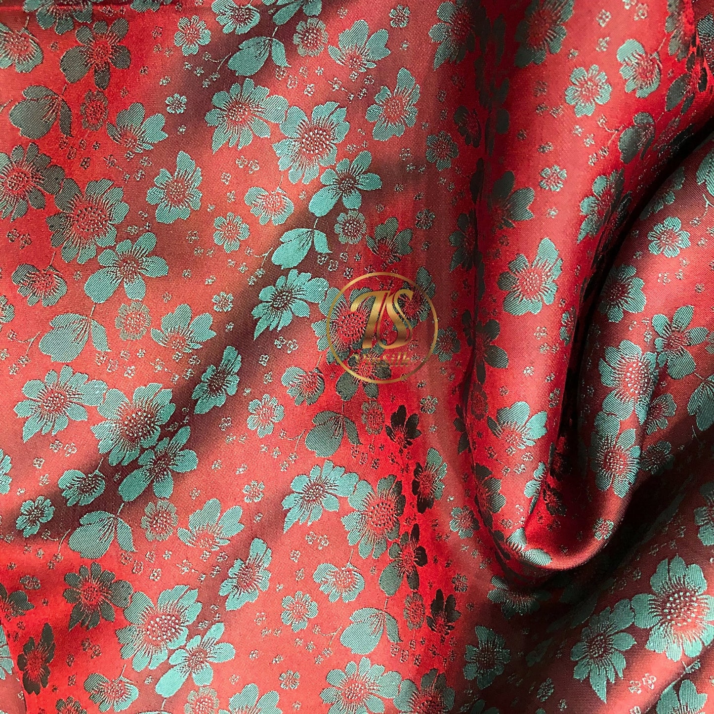 PURE MULBERRY SILK fabric by the yard - Red silk with gray floral pattern - Handmade fabric ā Dress making ā Silk for sewing - Gift for women