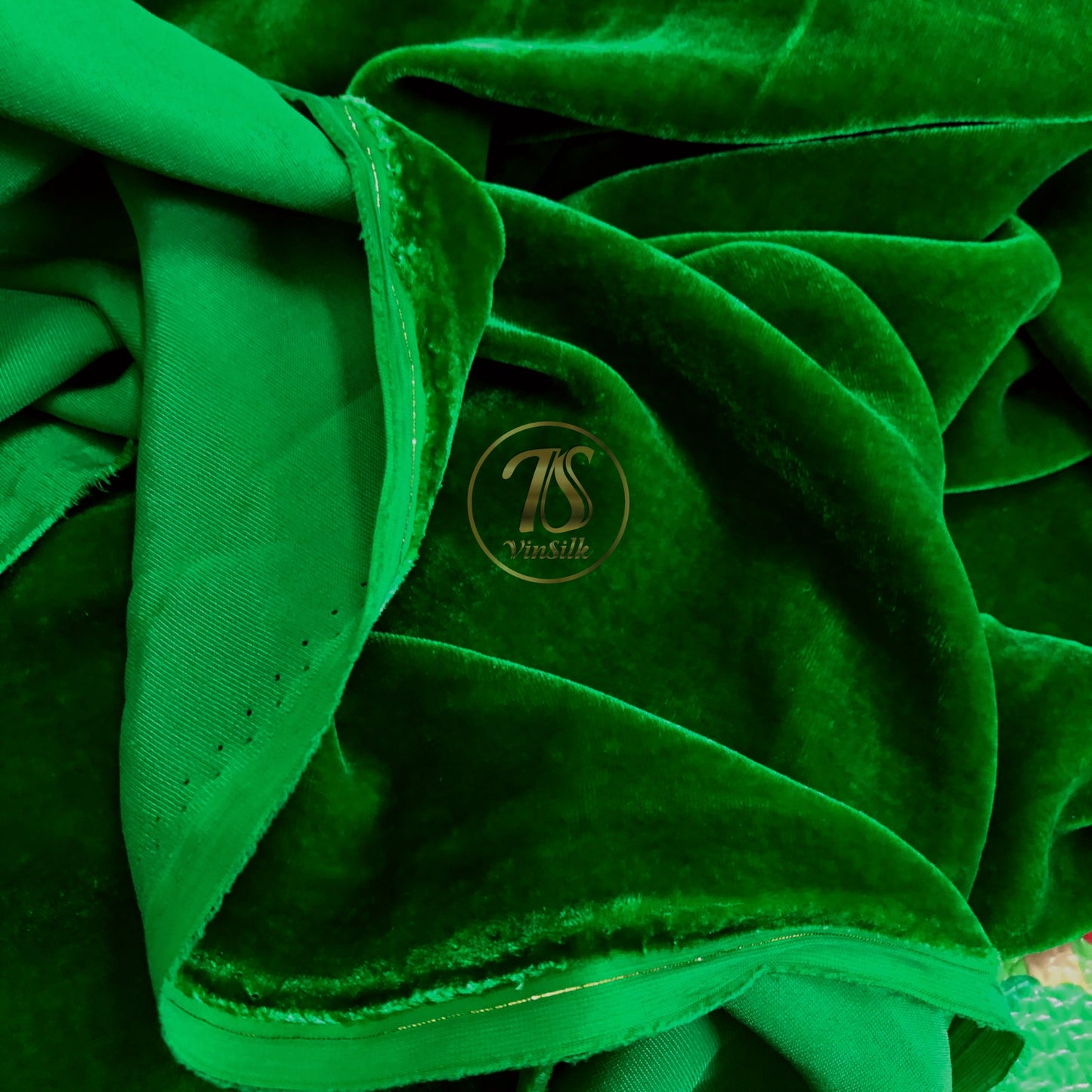 100% MULBERRY SILK VELVET fabric by the yard - Luxury Silk Velvet for Dress, Skirt, High End Garment - Silk apparel fabric - Green silk velvet