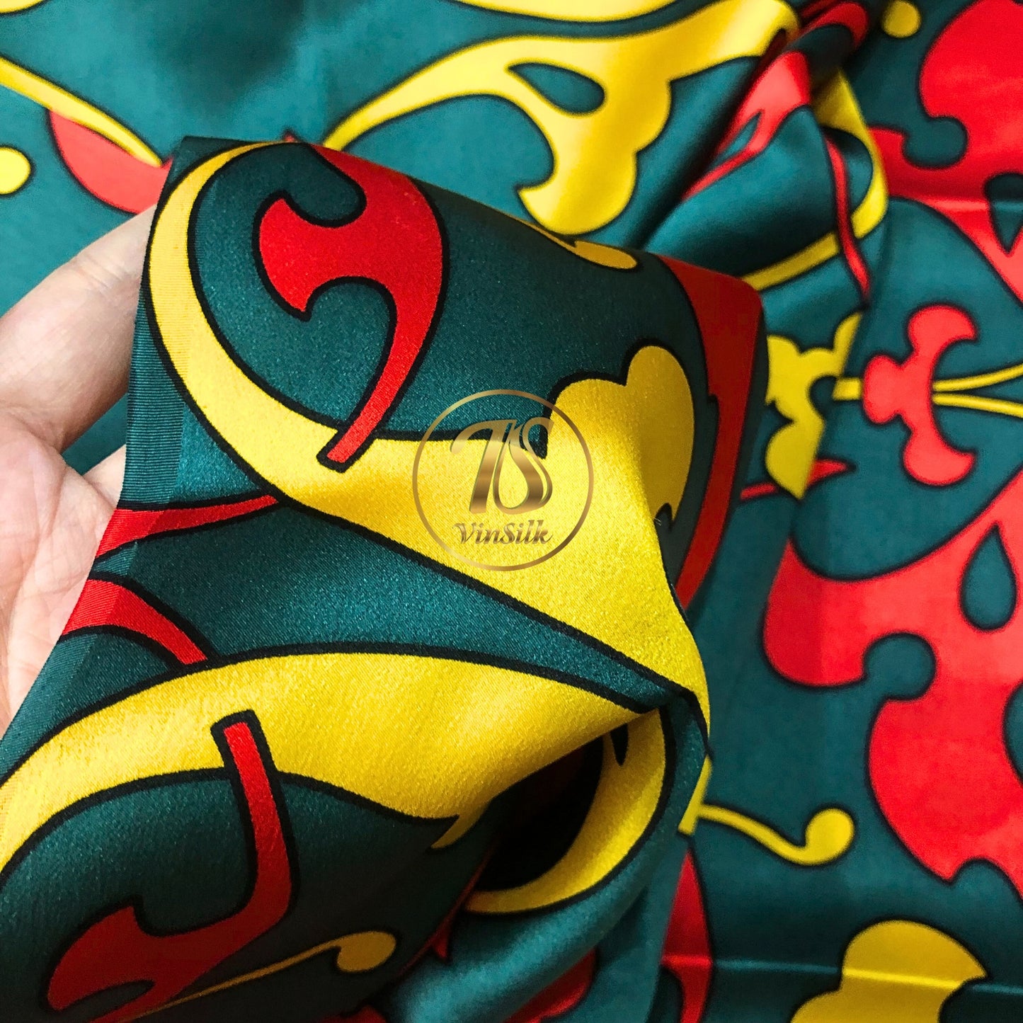 100% PURE MULBERRY SILK fabric by the yard – Floral satin silk fabric – Dress making – Silk for sewing - Gift for women