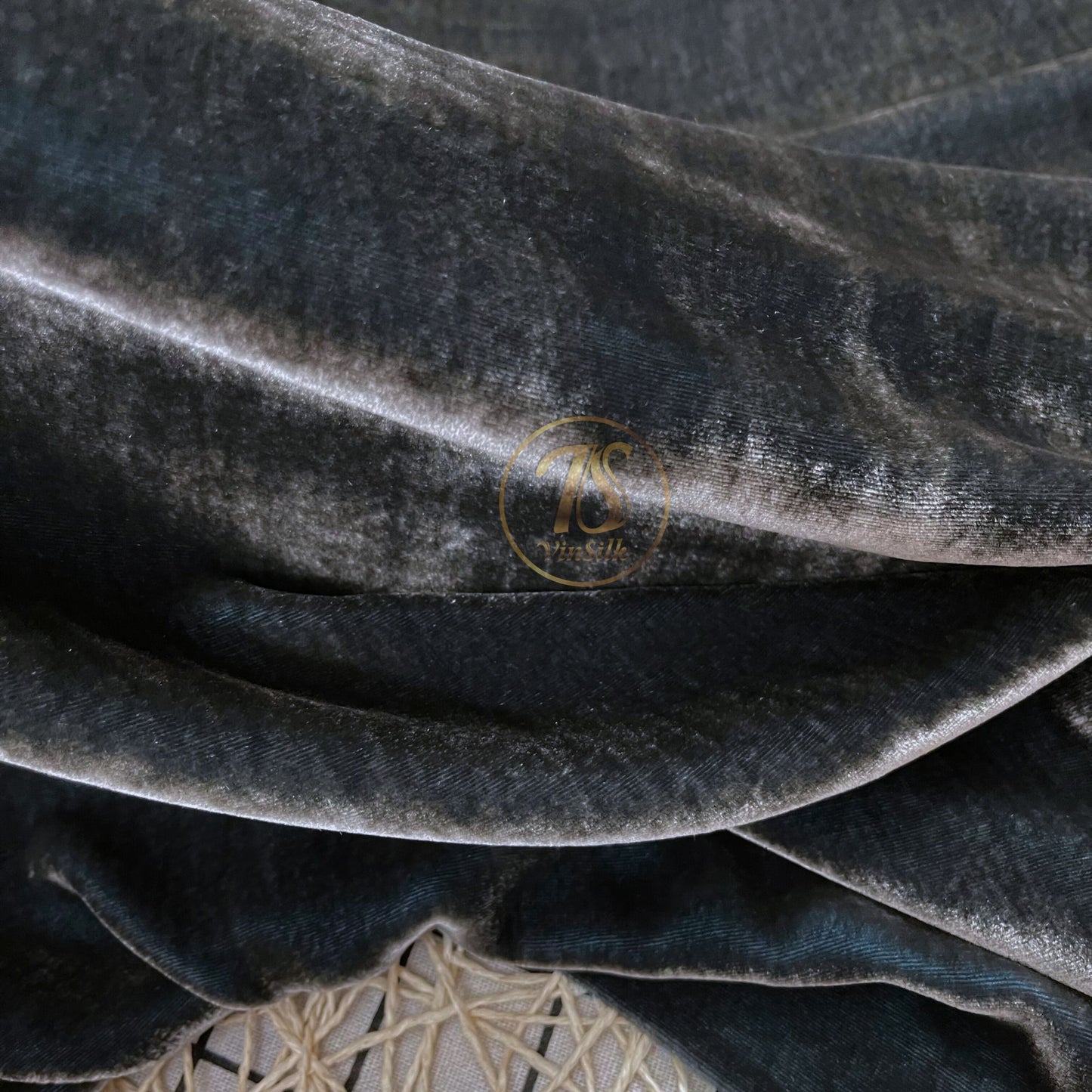 100% MULBERRY SILK VELVET fabric by the yard - Luxury Silk Velvet for Dress, Skirt, High End Garment - Gray velvet - Sewing clothes