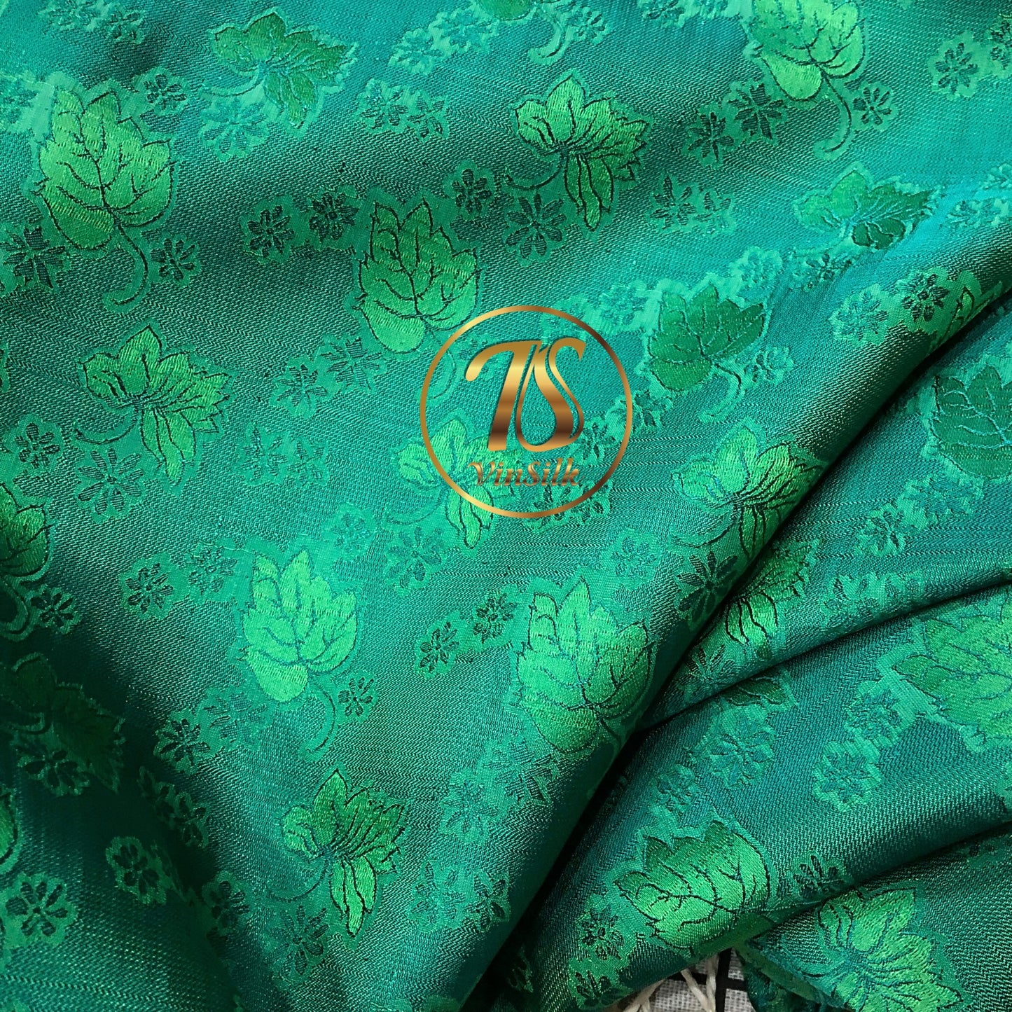 A Green silk fabric with mulberry leaf pattern, Pure mulberry silk, Handmade fabric, Organic fiber, Vintage textile