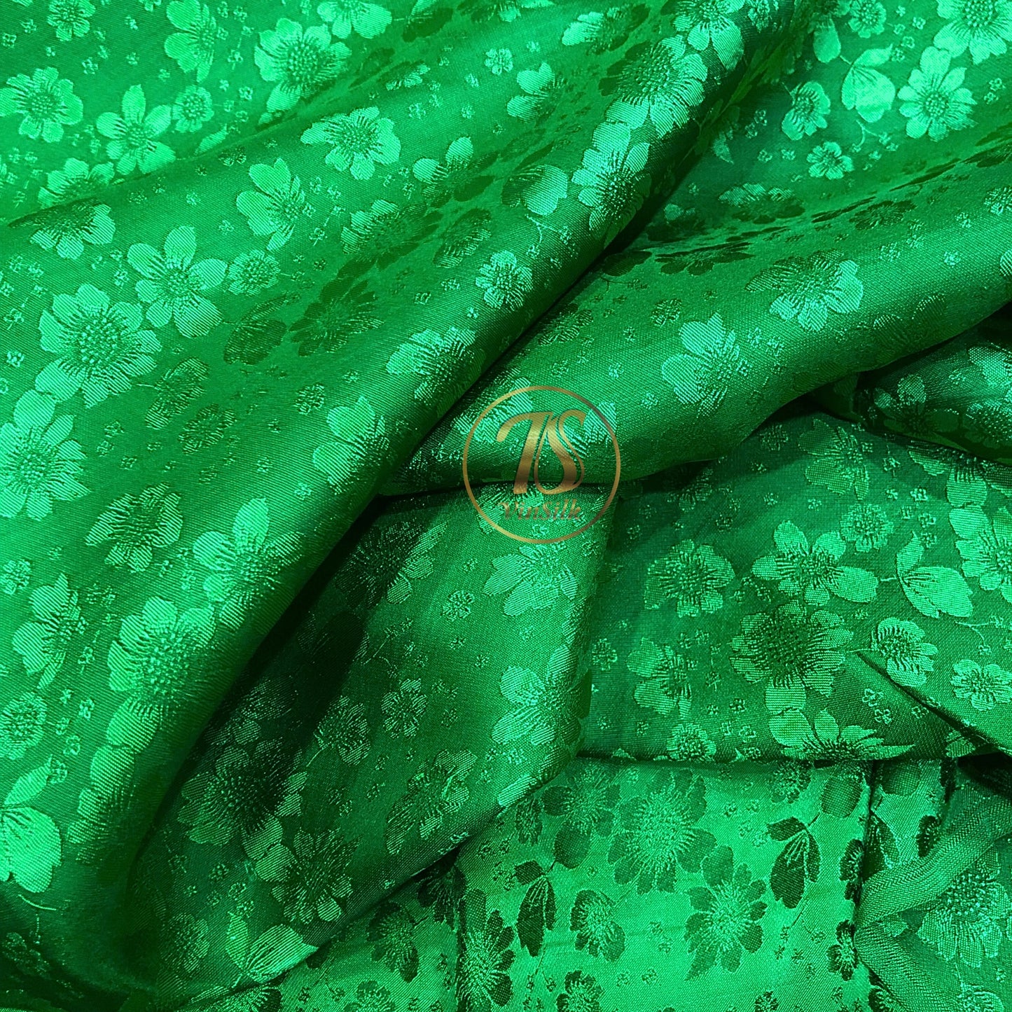 PURE MULBERRY SILK fabric by the yard - Green floral silk fabric - Handmade silk – Dress making – Silk for sewing - Gift for women