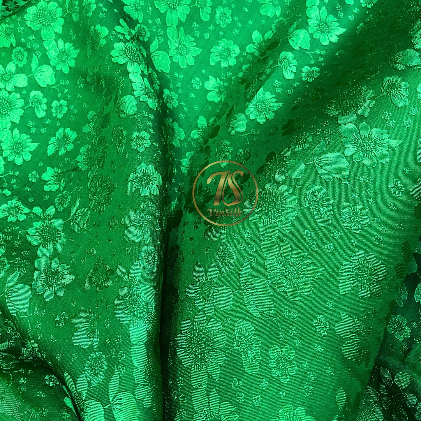 PURE MULBERRY SILK fabric by the yard - Green floral silk fabric - Handmade silk – Dress making – Silk for sewing - Gift for women