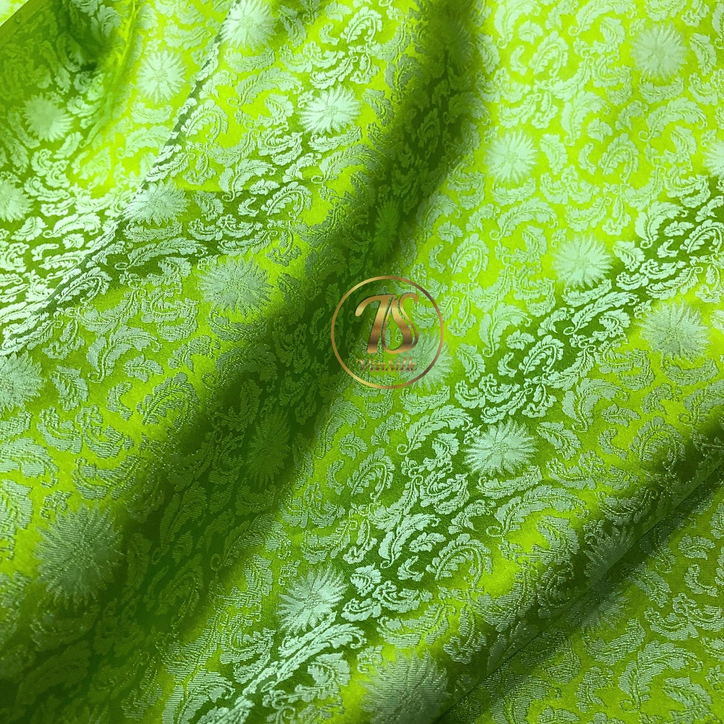 Green silk fabric with mulberry chrysanthemum pattern, Pure mulberry silk, Handmade fabric, Organic fiber, Vintage textile