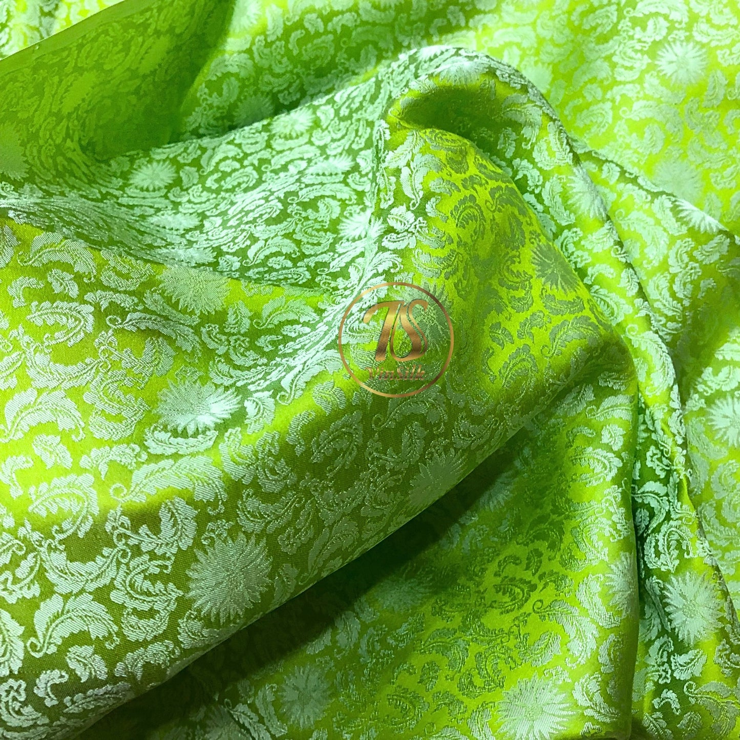 Green silk fabric with mulberry chrysanthemum pattern, Pure mulberry silk, Handmade fabric, Organic fiber, Vintage textile