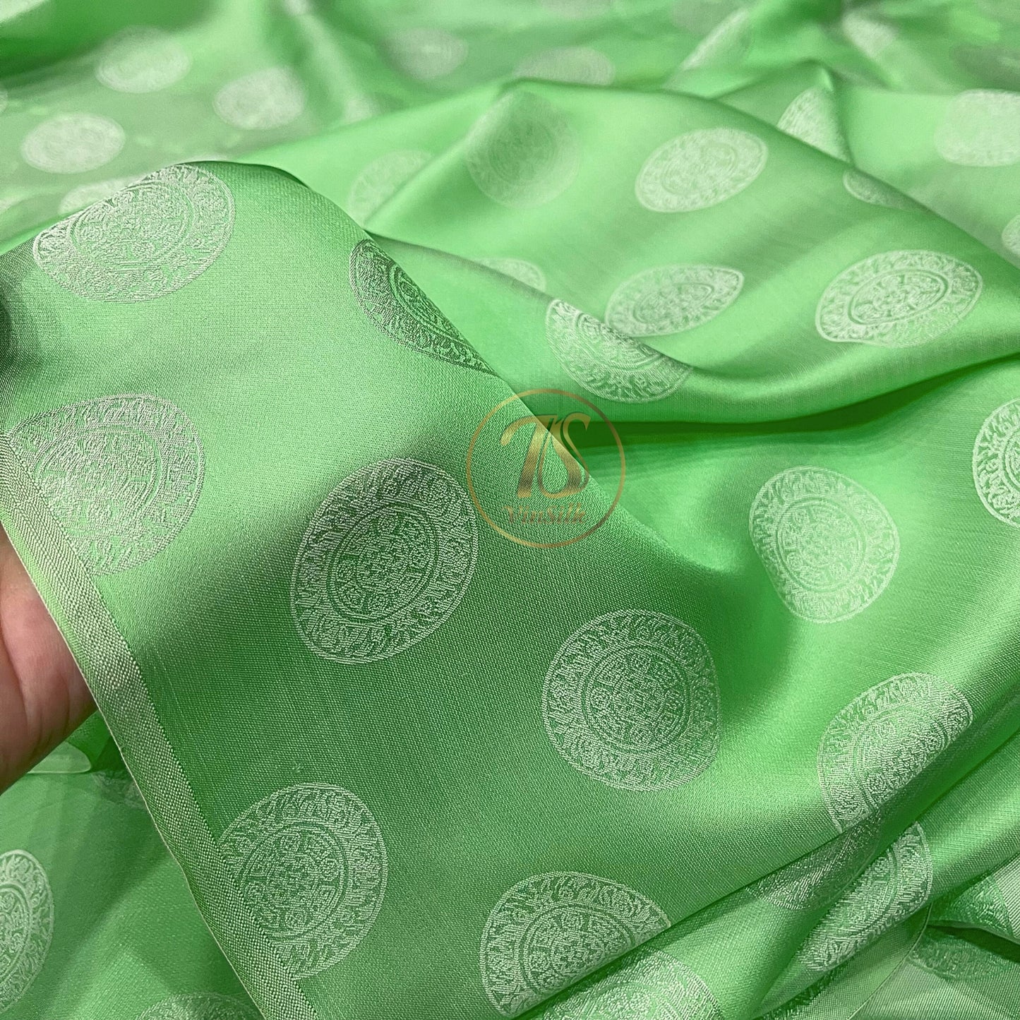 Light green silk fabric with mulberry Emerald pattern, Pure mulberry silk, Handmade fabric, Organic fiber, Vintage textile