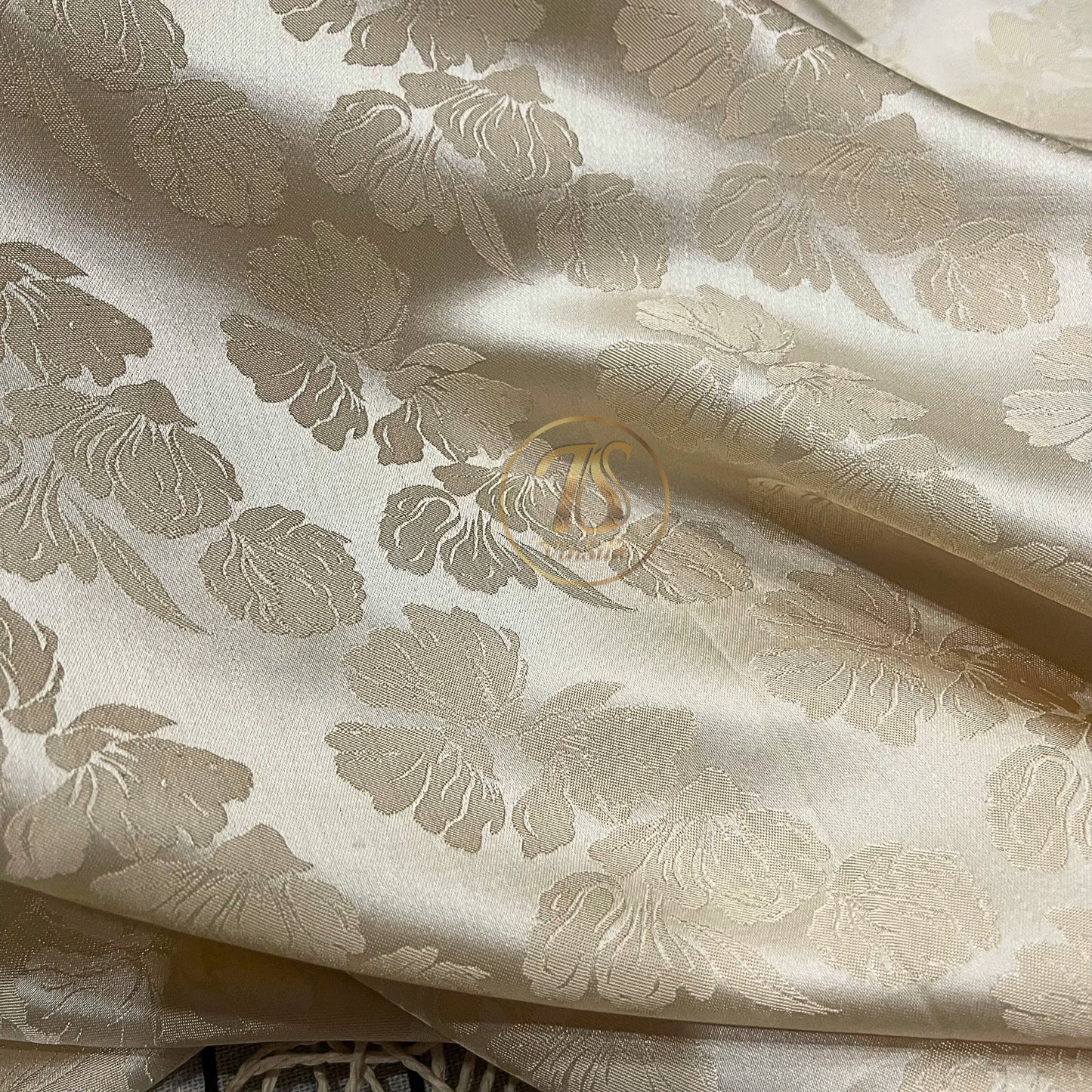 Mulberry Silk Floral Fabric – Silk for Sewing - Dress making - Floral pattern - Handmade silk fabric