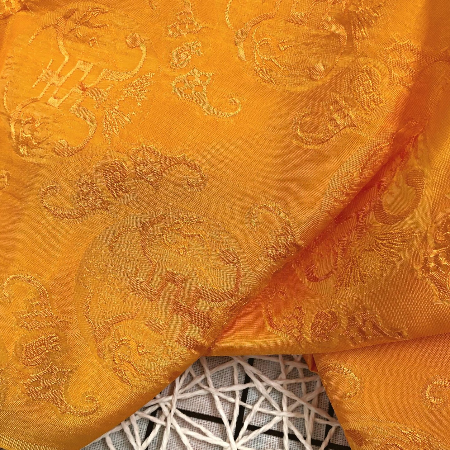 PATTERN MULBERRY SILK fabric by the yard - Yellow pattern silk - Handmade silk – Dress making – Silk apparel fabric